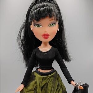 Bratz Amelie Behind the scenes fashion Canadian Exclusive Doll